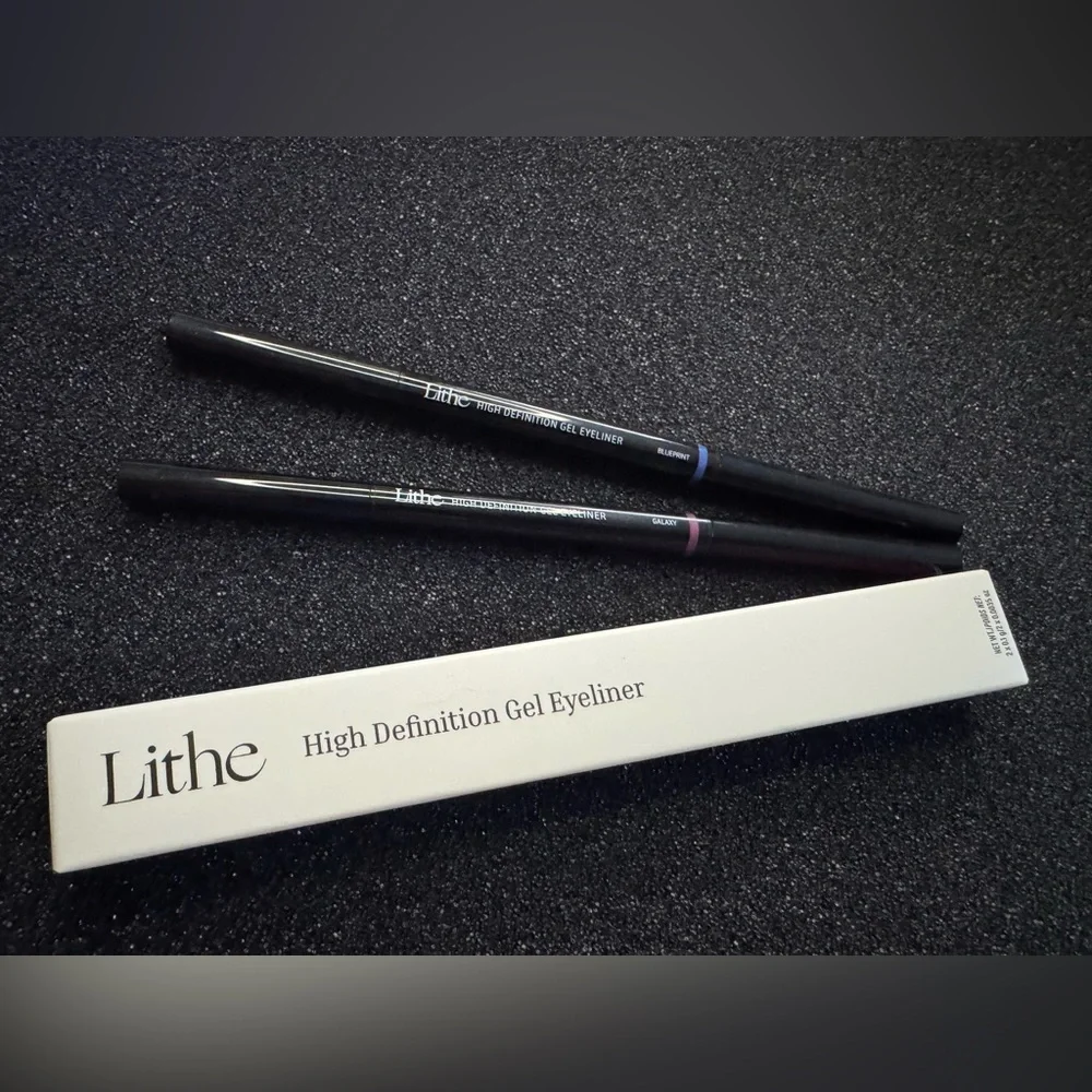 Lithe High Definition Gel Eyeliner Limited Edition Shades- BluePrint and Galaxy